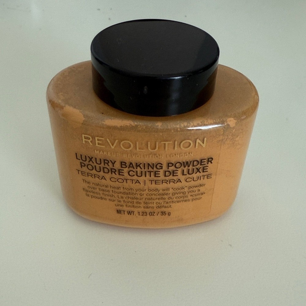 Makeup Revolution Luxury Baking Powder‎ Terra Cotta 1.23 oz 35g Women